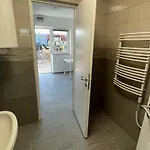Kulcsi Szallas شقة Kulcs