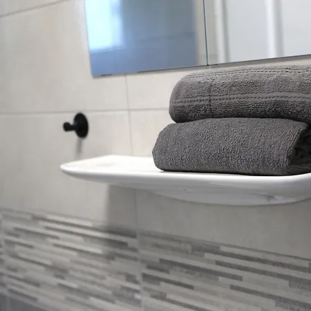 Kulcsi Szallas Appartement *