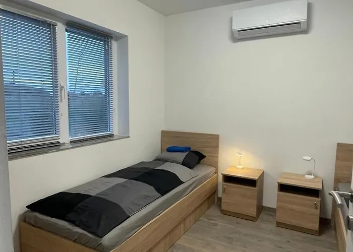 Kulcsi Szallas Apartament